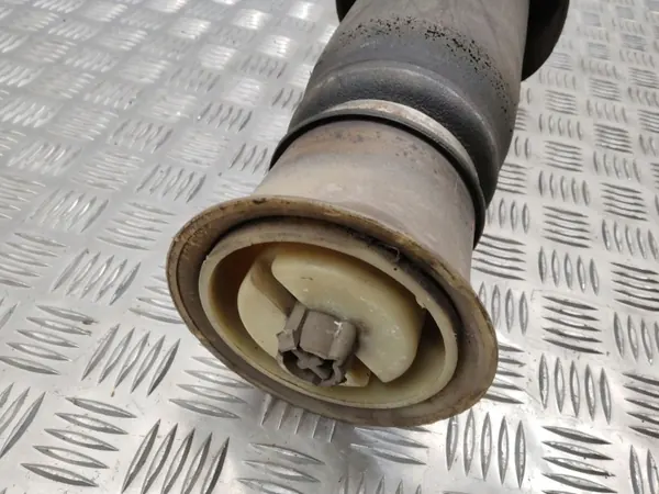 BMW X5 E70 Hintere Luftfeder OEM RZV76751 image 3