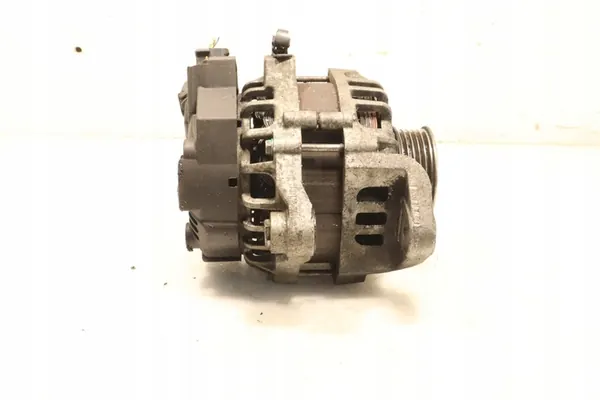 Hyundai i10 Vaihtovirtageneraattori 1.0 Bensiini 2014 Hatchback 37300-04700 image 3