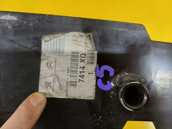 Etupuskuri vahvistus Citroen C5 III image 4