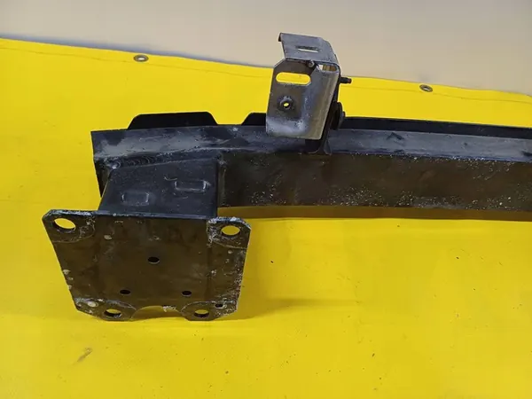 Etupuskuri vahvistus Citroen C5 III image 7