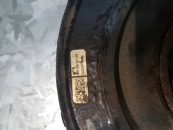 A494 Kampiakselin hihnapyörä Audi VW 2.7 3.0 TDI 059105251AS image 3