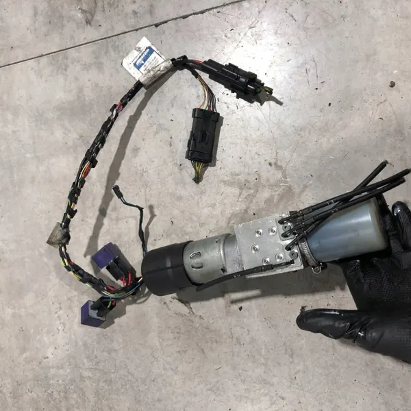 Peugeot 207 Cabrio kattopumppu OEM 9688506780 image 5