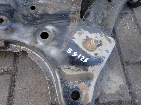 Berço traverse OEM 62400-XXXX para Kia Venga 2010 image 6