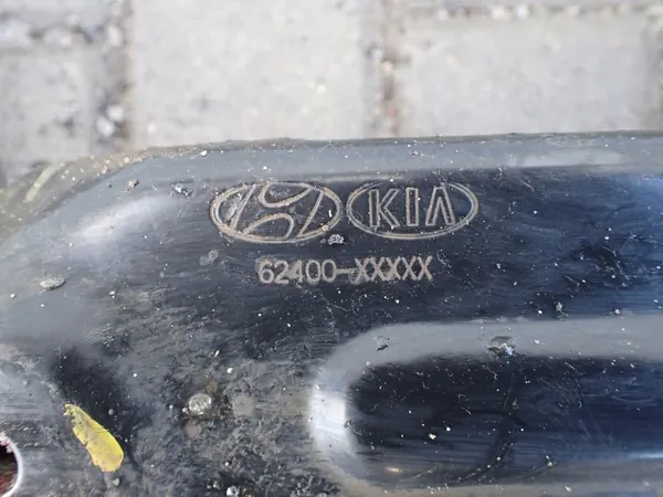 Berço traverse OEM 62400-XXXX para Kia Venga 2010 image 7