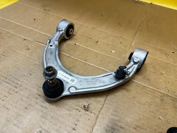 Braccio di Controllo Superiore Anteriore Sinistro Porsche Panamera 970 I Lift image 2