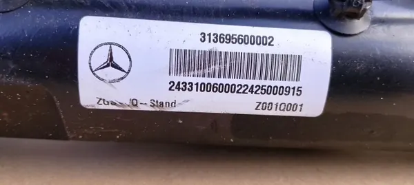 Crochet de remorquage électrique OEM A2433100600 Mercedes EQA image 10