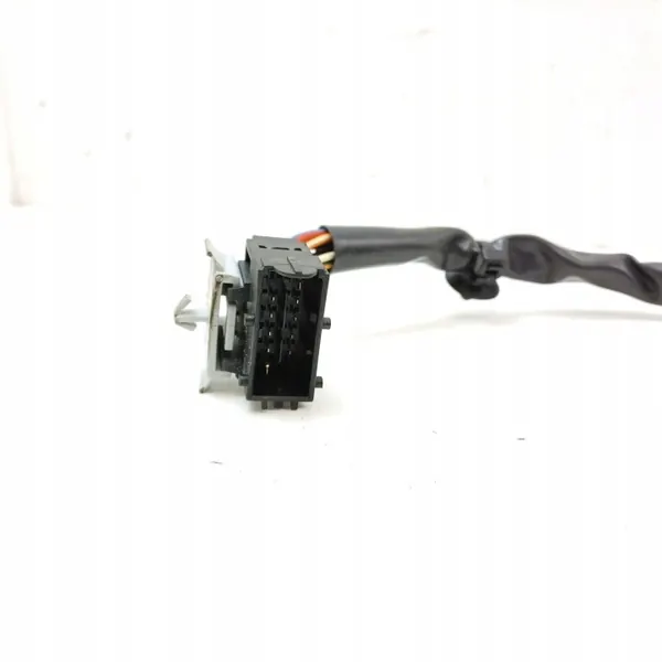 Conector puerta corredera Opel Combo D OEM 51810713 image 3