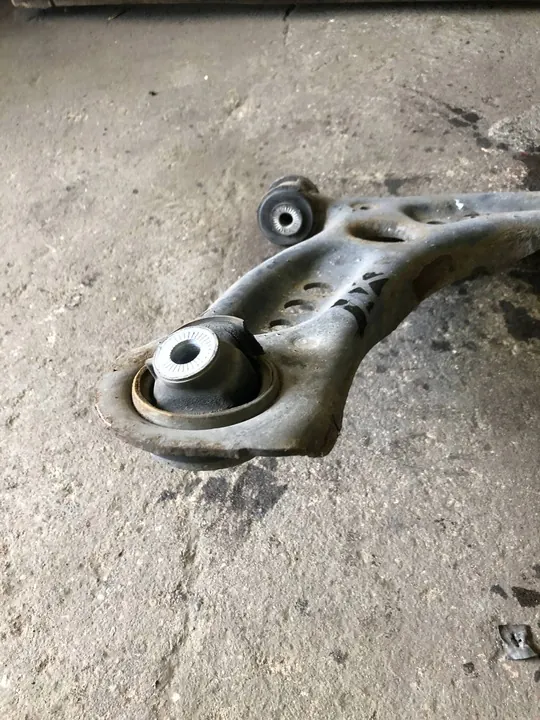 Mozzo ruota destro completo con ammortizzatore per Audi A3 8V image 3