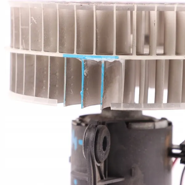 Mercedes Vito W639 Tuuletin A0008358304 image 8