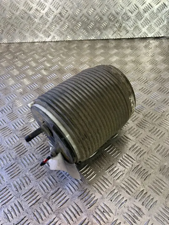 Volvo XC90 2017 Hintere Luftfederbalg OEM 31476427 image 5