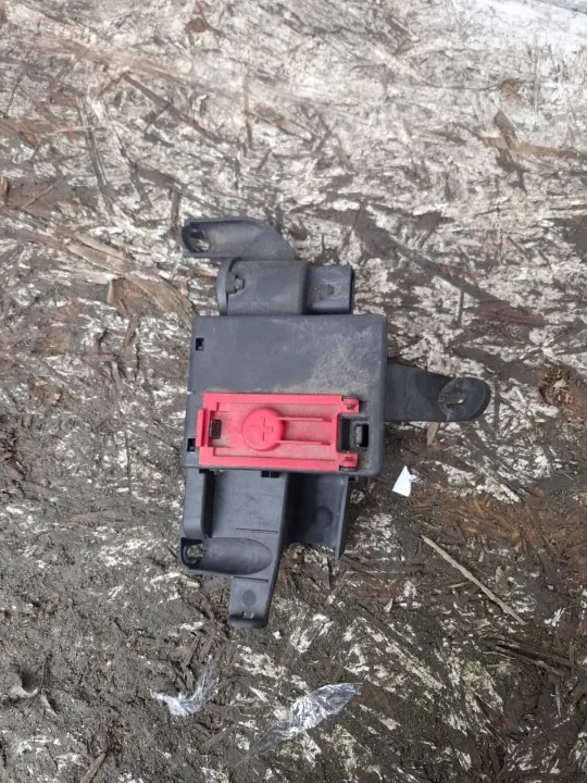 Distribuidor de corriente OEM 50768 BBU para Audi Q7 Q8 image 3