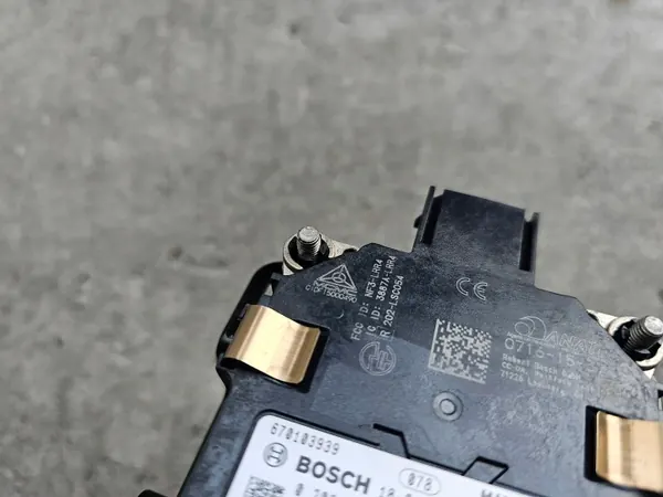Capteur radar Maserati OEM 670103939 pour ACC image 3