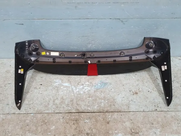 OEM 87210-BE100 Takaluukun Spoileri Hyundai Kona 2 image 5