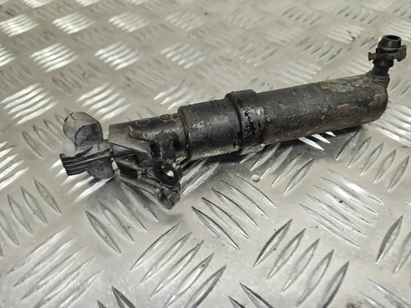 Boquilla de lavado de faro derecho Mercedes-Benz C W203 2003 image 5