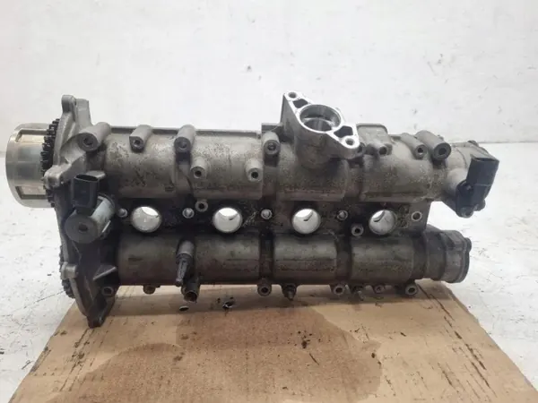 VW Nockenfolger-Abdeckung OEM 03C103475BC - Gebraucht image 6
