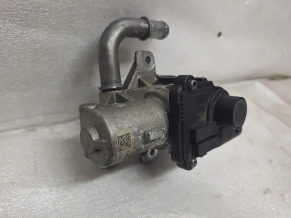 Válvula EGR Renault Diésel Usada OEM 8200614985 image 3