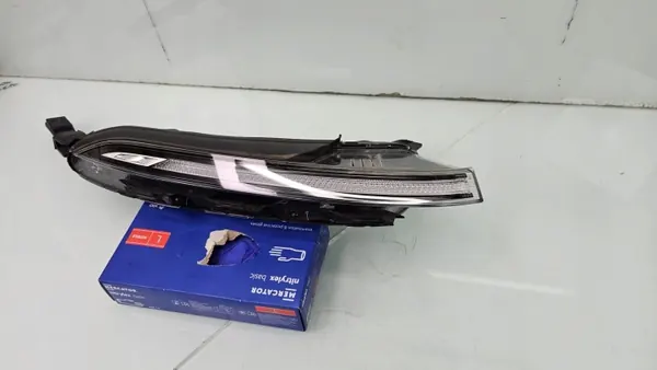 Hyundai OEM 92208-Q0700 Feu Droit DRL pour Bayon 24R image 3