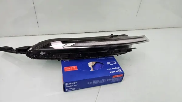 Hyundai OEM 92208-Q0700 Feu Droit DRL pour Bayon 24R image 6