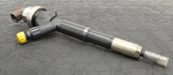 Injektor OPEL ASTRA J 1.7L diesel 2013 8973762703 image 2