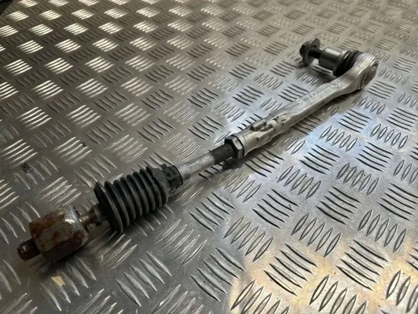 Vasen ohjaussauva OEM 9Y0423811 Porsche 4.0L 2019 image 3