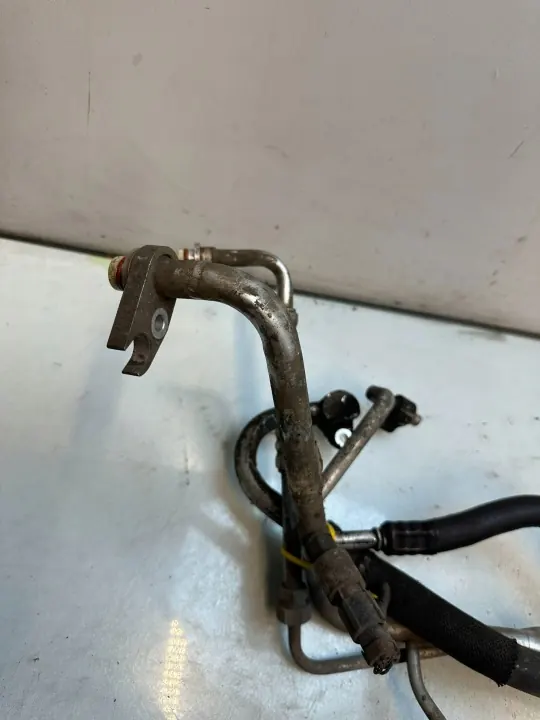 Ford C-MAX Lignes & Déshydrateur AC OEM 542423 image 3