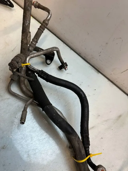 Ford C-MAX Lignes & Déshydrateur AC OEM 542423 image 5