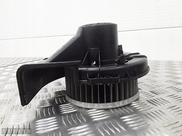 Lämmityspuhallinmoottori Seat Ibiza 2011 6Q2819015J image 4