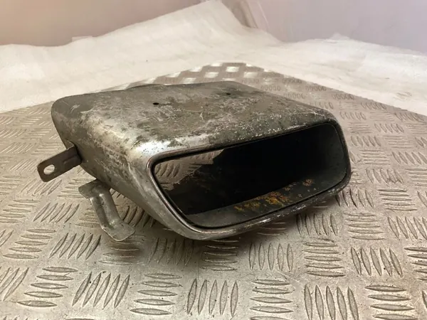 Volvo XC90 2018 Ljuddämpare ände OEM 31353398 image 3