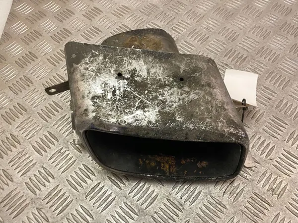 Volvo XC90 2018 Ljuddämpare ände OEM 31353398 image 4