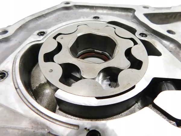 Pompe à huile OEM 37018201 pour Opel Vectra C 1.9 CDTI image 6