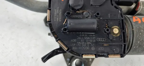 Audi A6 C6 Tuulilasinpyyhkijän mekanismi eteen 4F1955119C image 2