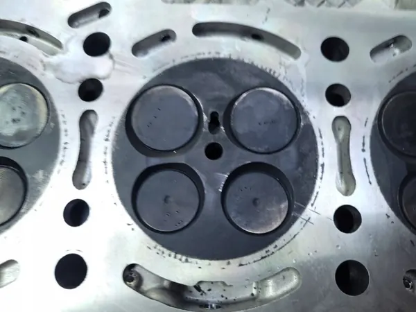 Culasse Mercedes-Benz OEM A6420100721 image 10