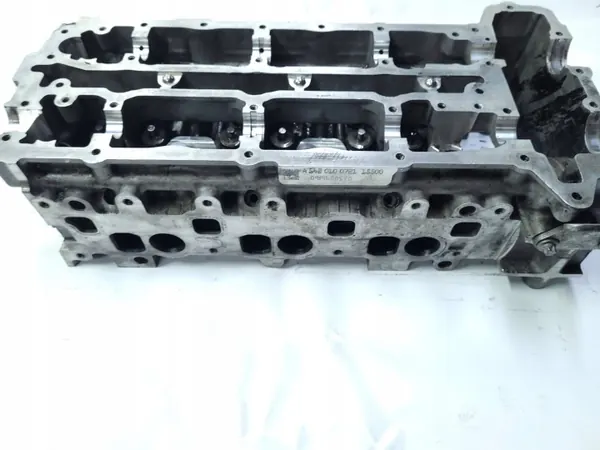 Culasse Mercedes-Benz OEM A6420100721 image 4
