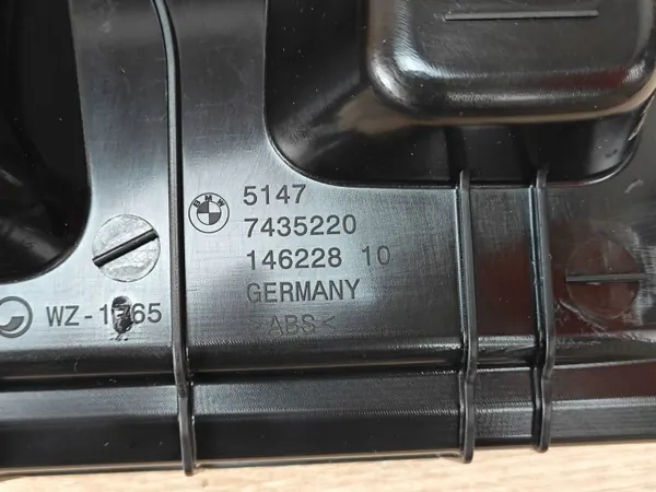 Capa de cinto traseiro OEM 7435220 para BMW Série 8 image 5