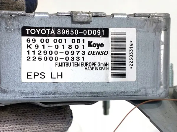 Module direction assistée Toyota Yaris II 89650-0D091 OEM image 3