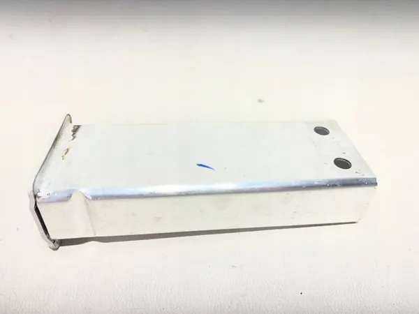 Tesla Model 3 etu-törmäysvyöhyke OEM 1109193-00-C image 3