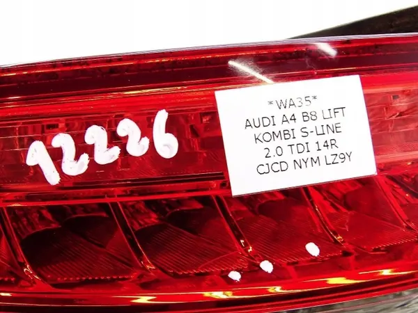 Linke Heckleuchte Audi A4 B8 Avant WAH42751 image 3