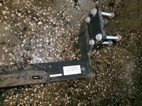 Mercedes Sprinter 906 Anhängerkupplungsmodul OEM 9063100995 image 4