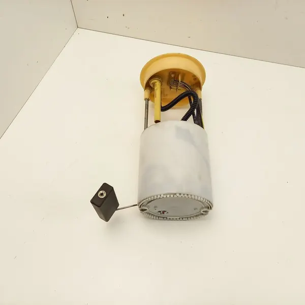 Bomba de combustível Volkswagen Caddy 2007 2K0919050B image 3