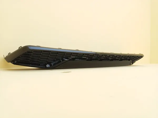 Toyota RAV4 bakstöts spoiler OEM 52405-42020 image 3