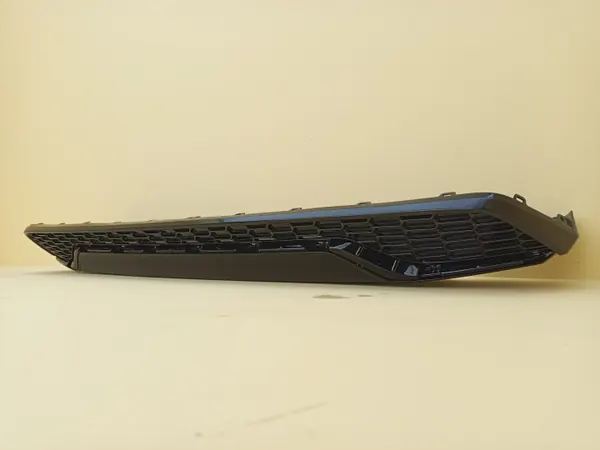 Toyota RAV4 bakstöts spoiler OEM 52405-42020 image 5