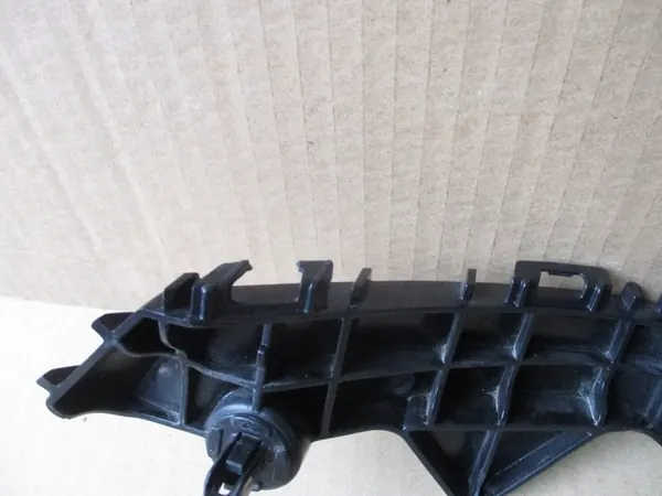 Scivolo di montaggio paraurti anteriore destro Lexus NX 14-21 OEM image 3