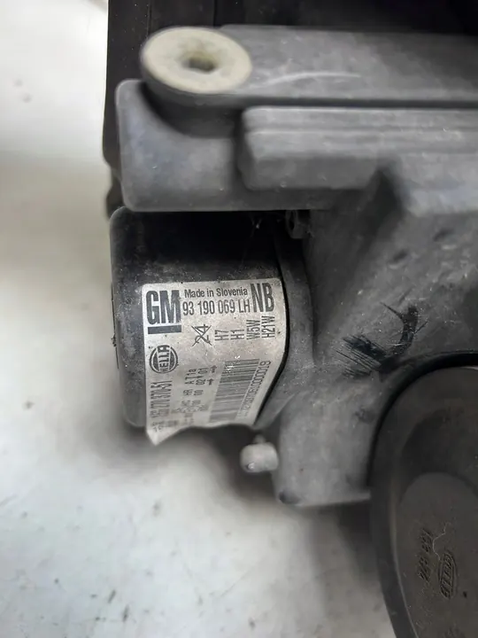 Faros izquierdo Opel Astra H image 5