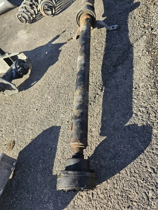 Drivaxel AUDI A4 2.5L diesel 2004 8E0521101D image 4