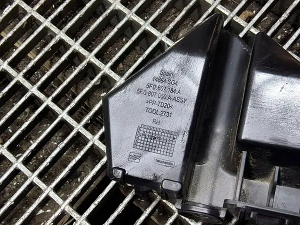 Deslizamento de para-choque dianteiro Seat Leon III direito 5F0807184A image 6