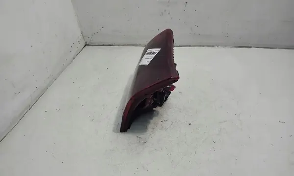 Luz de maletero derecha CITROËN C5 II BREAK 968107428001 image 3