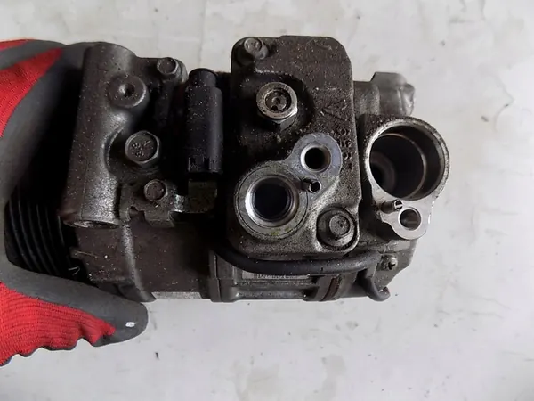 Compresor de aire acondicionado MERCEDES W211 A0022306611 image 3