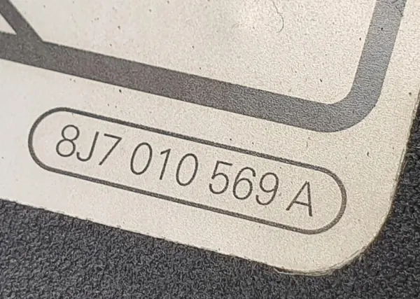 OEM 8J7010569A Couvre-toit arrière gauche Audi TT 8J Cabrio image 6