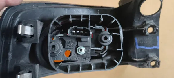 Luz Trasera Derecha SEAT IBIZA III image 4