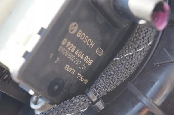 Tanque de Bomba AdBlue VW Crafter Mercedes Sprinter image 9